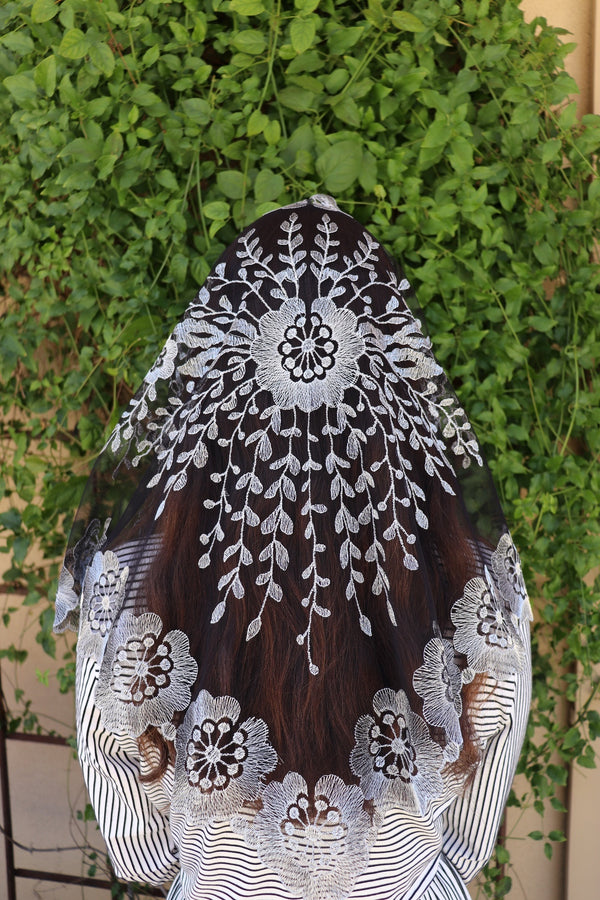 Black on Metallic Silver Elaina Veil