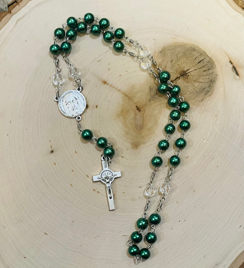 The Holy Face Chaplet with a How to Pray the Holy Face Chaplet holy card, NEW