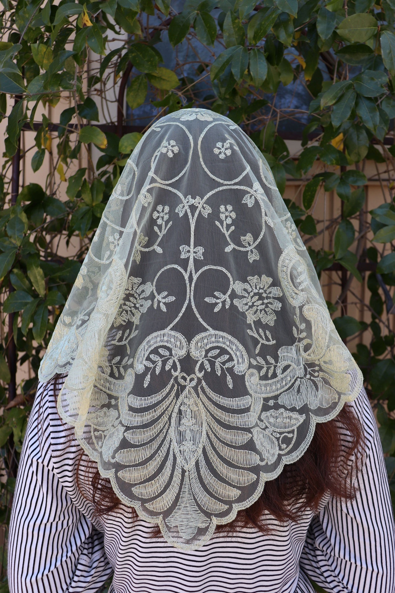 Ivory/Metallic Gold Jacinta Veil