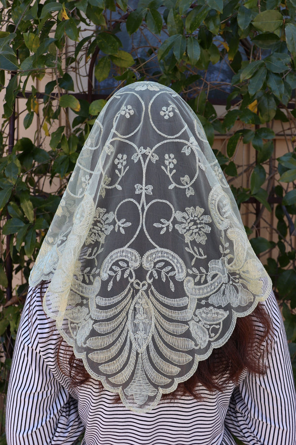Ivory/Metallic Gold Jacinta Veil