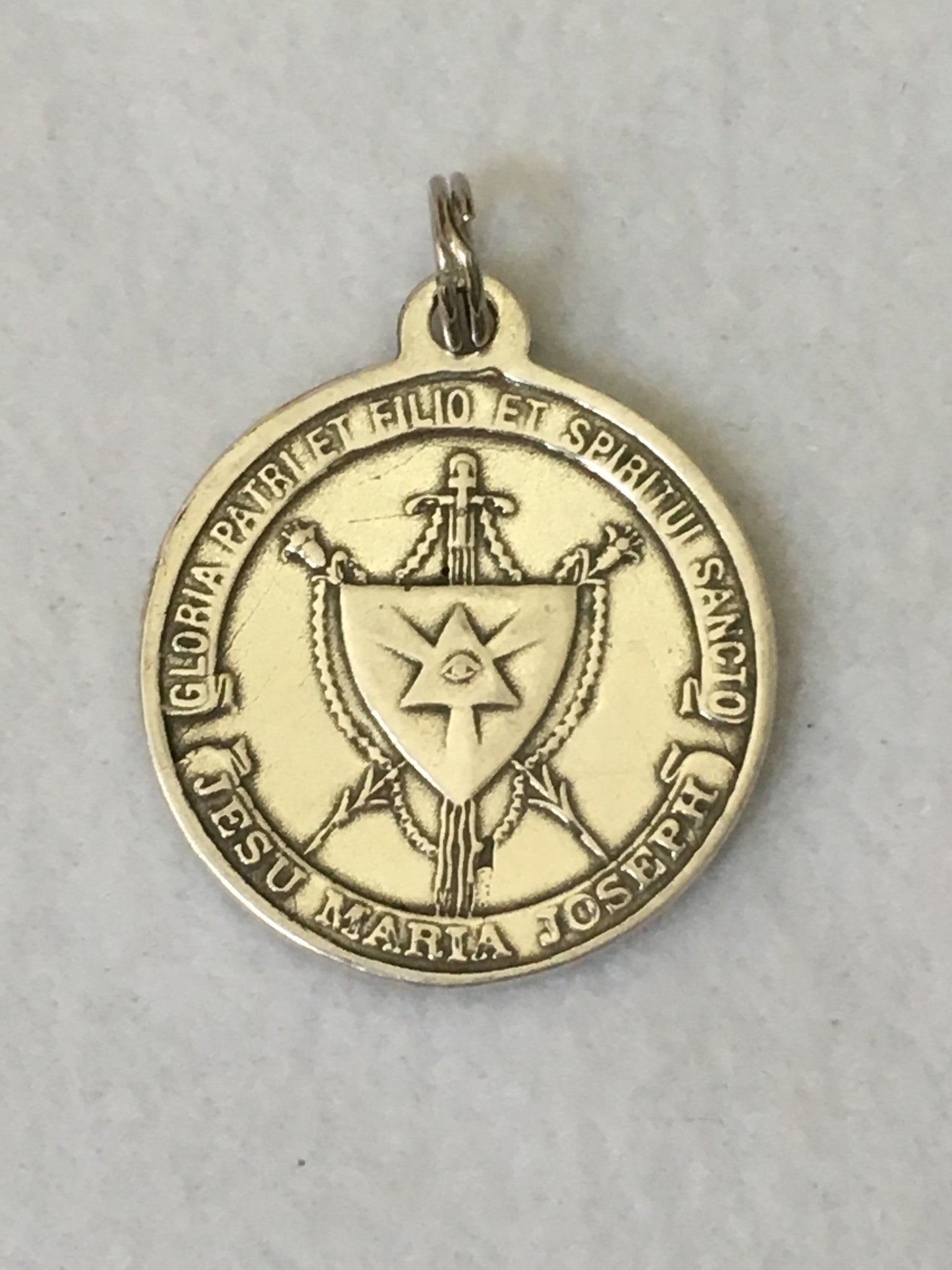 Our Lady of America (front), Christian Family/Blessed Trinity (back) Medal